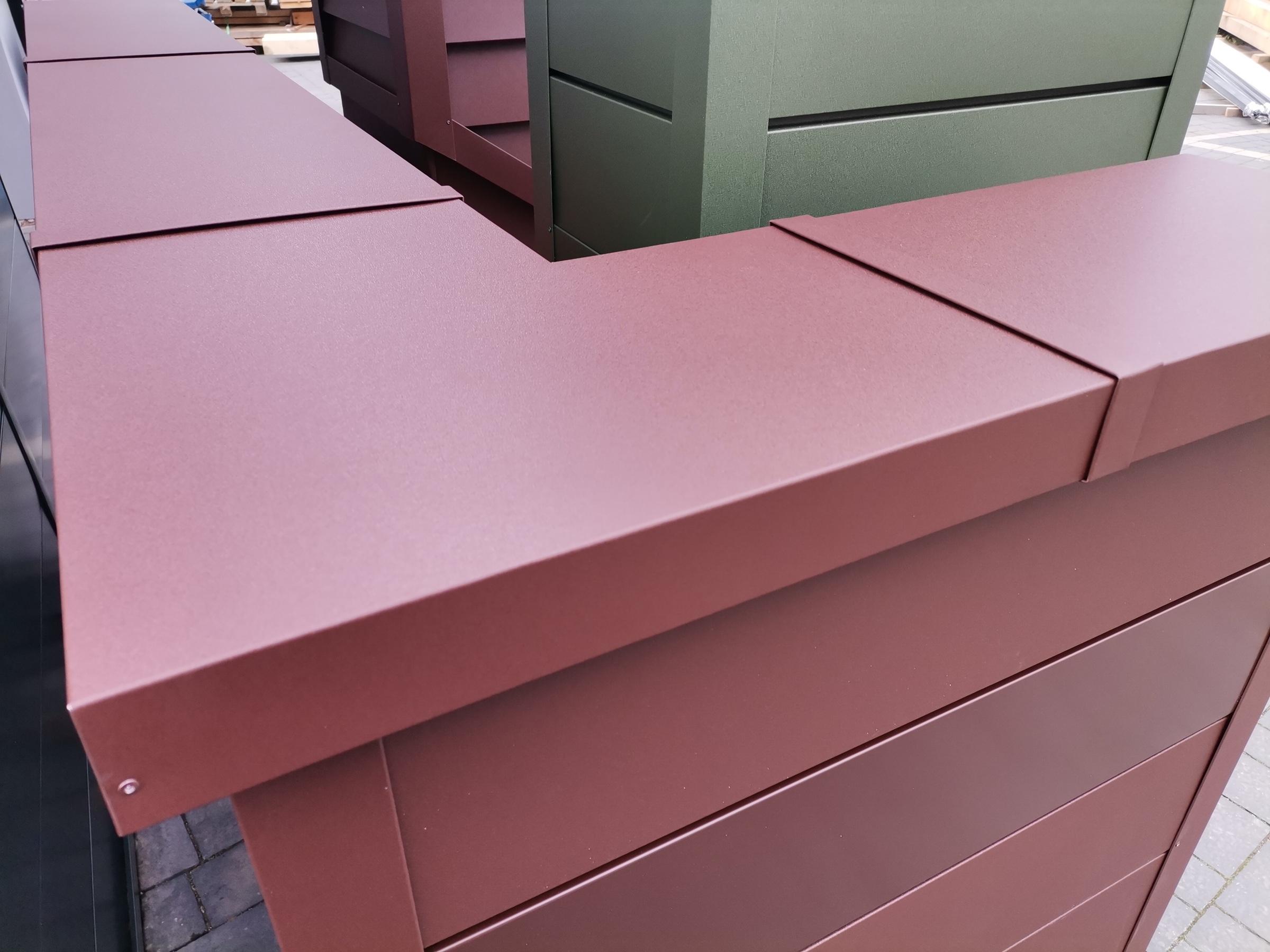 Obróbka attyki na wsuwkę – przykład