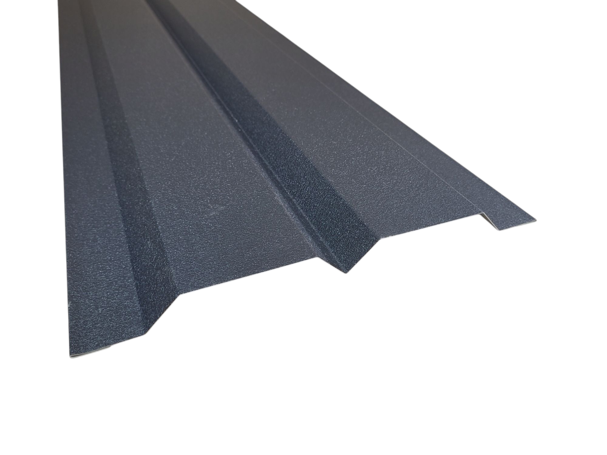 Obróbki do płyty warstwowej obornickiej – przykład elementów